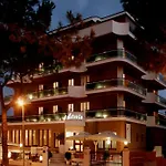 Astoria 3*
