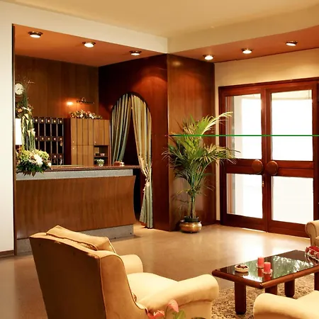 Astoria 3* Pineto