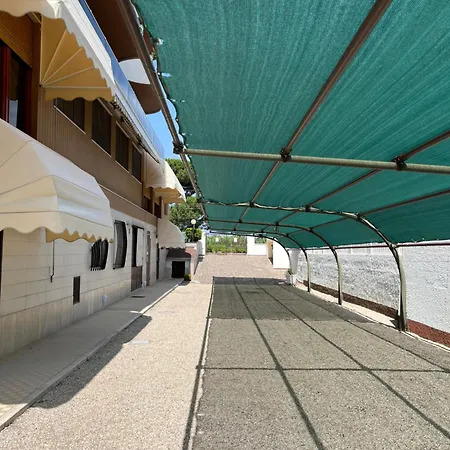Astoria Отель 3*