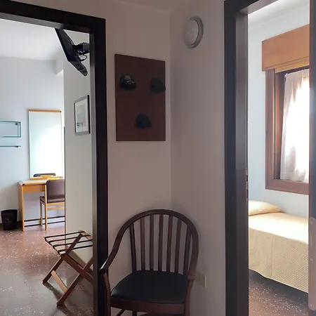 Astoria 3* Pineto